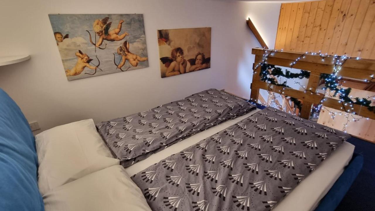 La Casa Degli Artisti - Presso Sussy Residence ファルカーデ エクステリア 写真