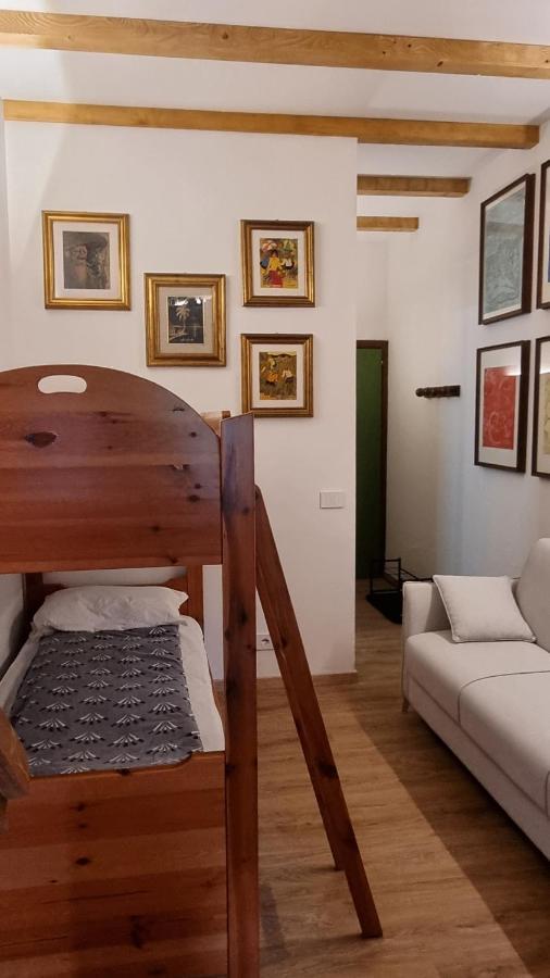 La Casa Degli Artisti - Presso Sussy Residence ファルカーデ エクステリア 写真